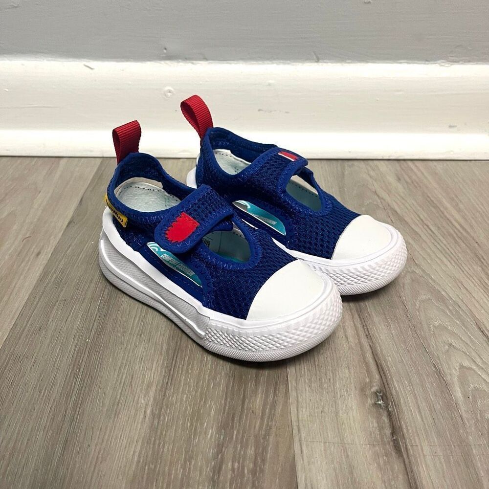 Converse Blue Hook and Loop Strap Ultra Sneaker Sandals in Kids Size‎ 6